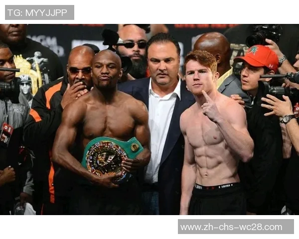 阿瓦雷兹与莫斯利再度对决拳坛巅峰之战精彩回顾与赛后分析